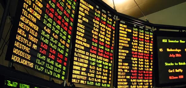 Giełda w co warto inwestować: uniknij strat i zyskaj na trendach